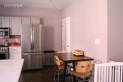6461 Devonwood Dr, Cincinnati, OH 45224 photo 9