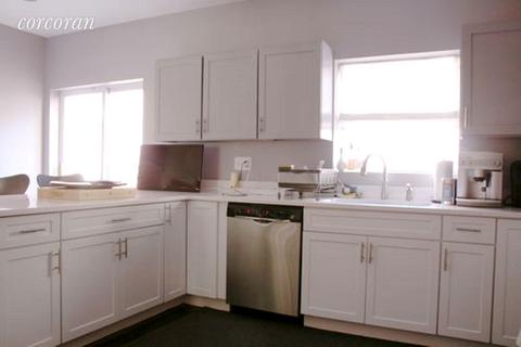 6461 Devonwood Dr, Cincinnati, OH 45224 photo 8