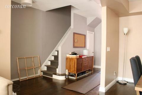6461 Devonwood Dr, Cincinnati, OH 45224 photo 5