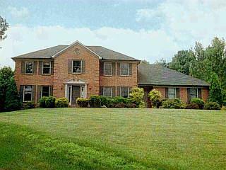 8243 Farwick Ct, Cincinnati, OH 45249 photo 1