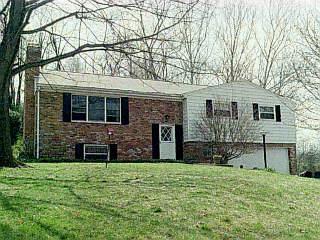 2199 Carlsbory Dr, Cincinnati, OH 45231 photo 1
