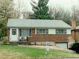 2710 Westbrook Dr, Cincinnati, OH 45211 photo 3