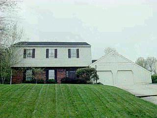 7155 Royalgreen Dr, Cincinnati, OH 45244 photo 3