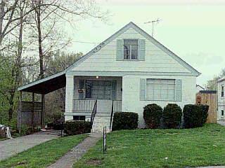 145 Ivanhoe Ave, Cincinnati, OH 45233 photo 2
