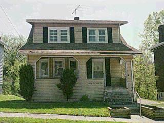 2624 Cora Ave, Cincinnati, OH 45211 photo 2