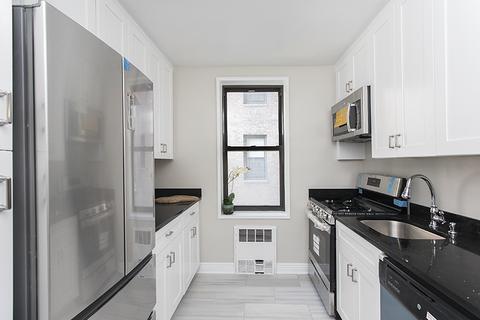 2624 Cora Ave, Cincinnati, OH 45211 photo 6