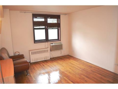 3583 Raymar Dr, Cincinnati, OH 45208 photo 5