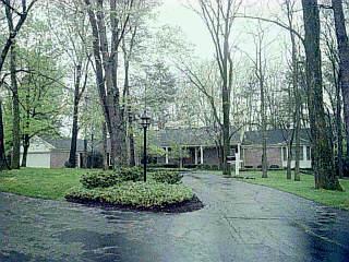 7555 Ayers Rd, Cincinnati, OH 45255 photo 3