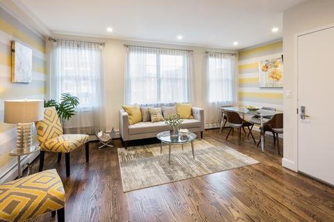2933 Alpine Ter, Cincinnati, OH 45208 photo 1