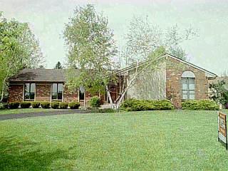 8602 Pondridge Dr, Maineville, OH 45039 photo 3