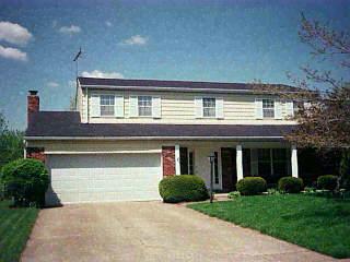 9487 Longren Ct, Blue Ash, OH 45242 photo 3