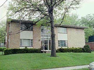 6127 Faircrest Dr, Cincinnati, OH 45224 photo 2