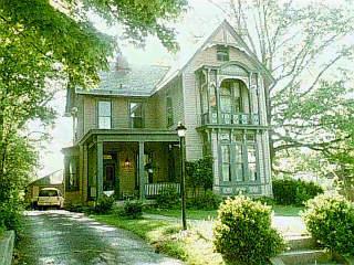 1330 Grace Ave, Cincinnati, OH 45208 photo 2