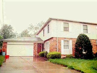 1923 John Gray Rd, Cincinnati, OH 45240 photo 1