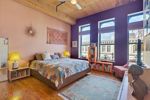 8825 Balboa Dr, Cincinnati, OH 45231 photo 5