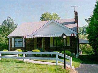 658 Fleming Rd, Cincinnati, OH 45231 photo 2