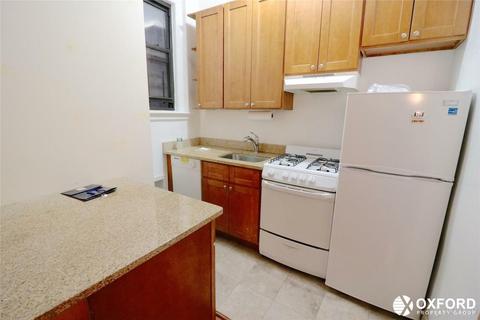 3311 Glenhurst Pl, Cincinnati, OH 45209 photo 4