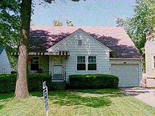 6797 Somerset Dr, Cincinnati, OH 45224 photo 1