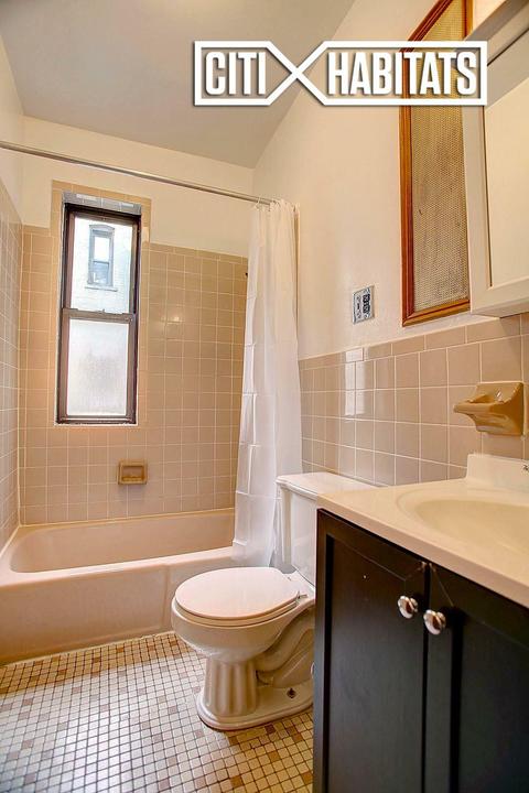 3448 Mackenziecross, Cincinnati, OH 45245 photo 7