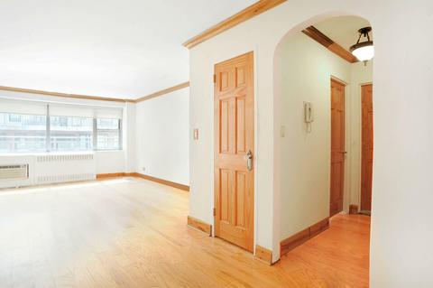 3959 Vine St, Cincinnati, OH 45217 photo 5