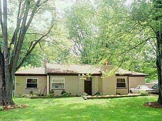 3982 Witham Dr, Cincinnati, OH 45245 photo 2