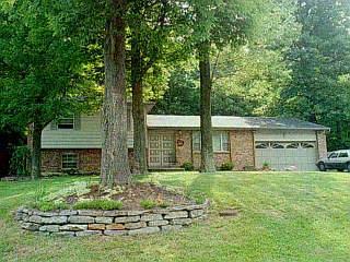 4010 Wilma Ct, Cincinnati, OH 45245 photo 2