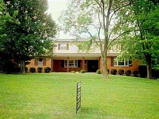 9891 Zig Zag Rd, Montgomery, OH 45242 photo 1