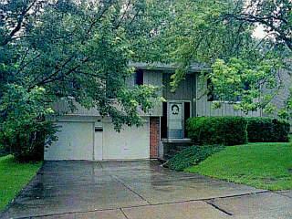 499 Brunswick Dr, Forest Park, OH 45240 photo 1