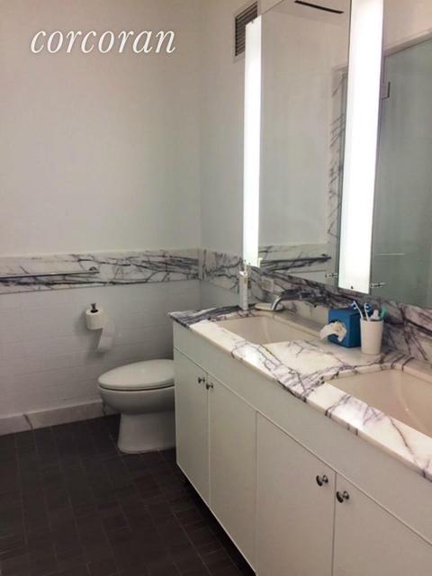3810 Eileen Dr, Cincinnati, OH 45209 photo 9