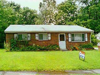2757 Baker Ave, Cincinnati, OH 45211 photo 2