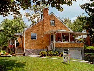 8370 Jackies Dr, Cincinnati, OH 45239 photo 2