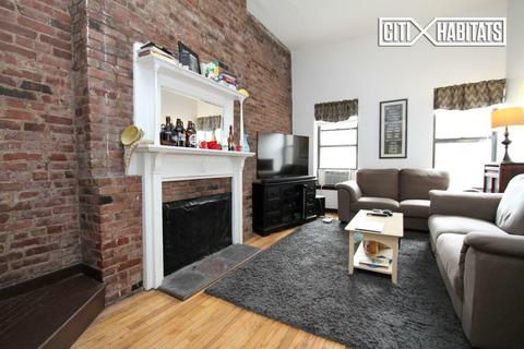 945 Rustic Ct, Monroe, OH 45050 photo 1