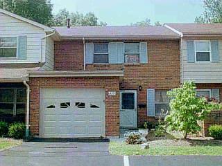 495 Mcintosh Dr, Cincinnati, OH 45255 photo 3