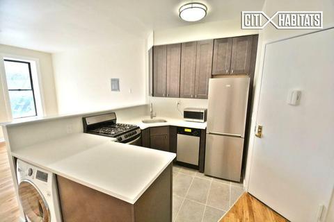 9700 Cunningham Rd, Cincinnati, OH 45243 photo 1