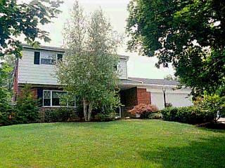 4215 Simca La, Cincinnati, OH 45211 photo 1