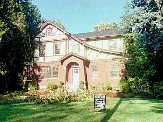 6105 Robison Rd, Cincinnati, OH 45213 photo 1