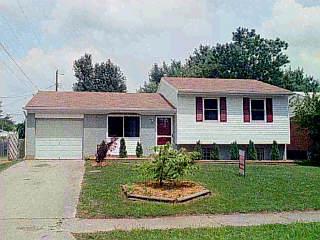 2090 Mistyhill Dr, Cincinnati, OH 45240 photo 3