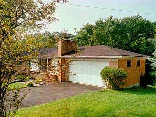 3475 Westfork Rd, Cincinnati, OH 45211 photo 2