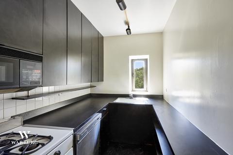 2864 Shaffer Ave, Cincinnati, OH 45211 photo 7