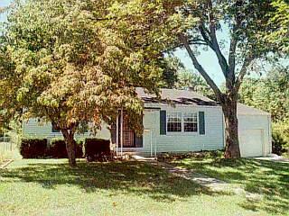 153 Forest Ave, Batavia, OH 45103 photo 3