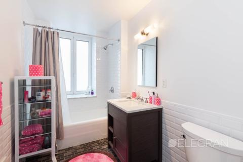 5467 Edalbert Dr, Cincinnati, OH 45239 photo 12