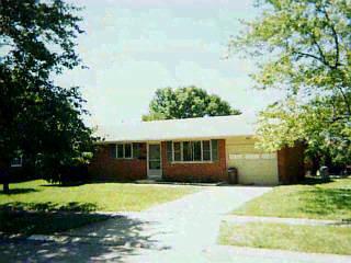 8545 Sunlight Dr, Cincinnati, OH 45231 photo 3