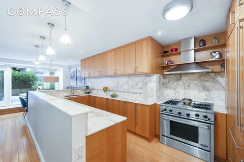 7600 Anthonywayne A, Cincinnati, OH 45216 photo 6