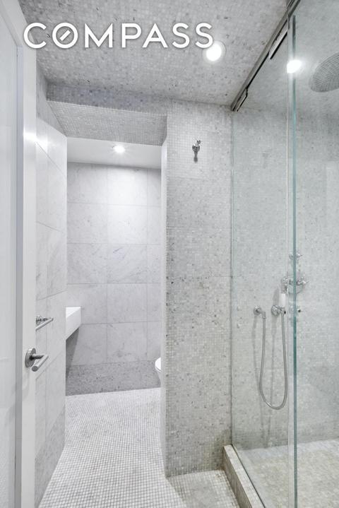 7600 Anthonywayne A, Cincinnati, OH 45216 photo 10