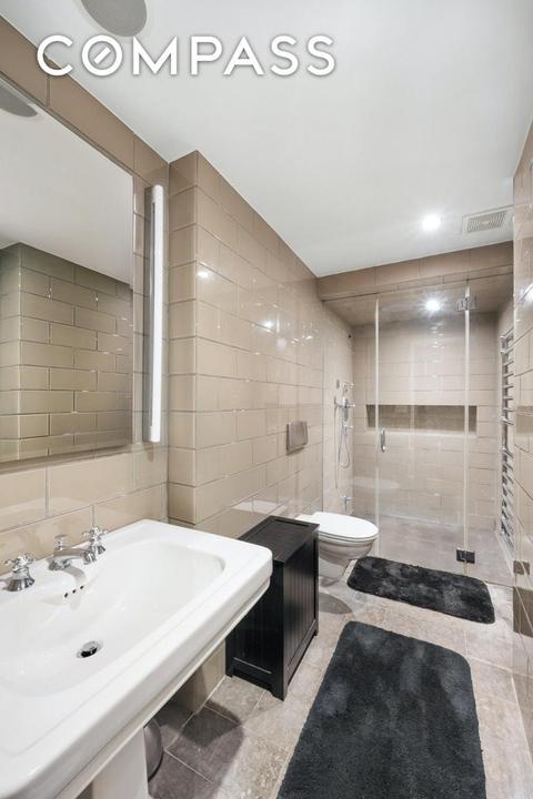 7600 Anthonywayne A, Cincinnati, OH 45216 photo 8