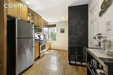 326 Milton St, Cincinnati, OH 45202 photo 5