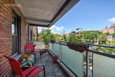 685 Bobolink Ct, Cincinnati, OH 45244 photo 4