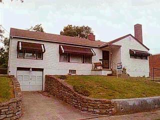 4733 Doberrer Ave, Cincinnati, OH 45232 photo 3