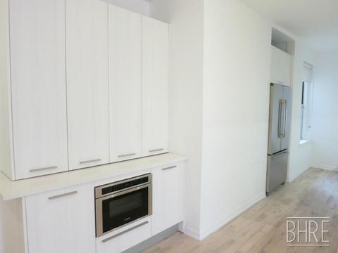 4733 Doberrer Ave, Cincinnati, OH 45232 photo 6