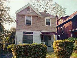 855 Ridgeway Ave, Cincinnati, OH 45229 photo 2